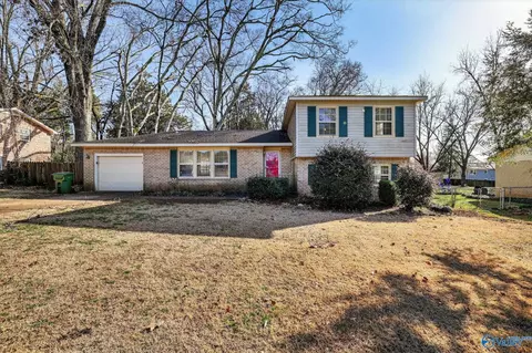514 Valley View Ter, Huntsville, AL 35803
