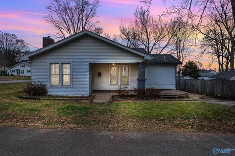 504 2nd St, Athens, AL 35611