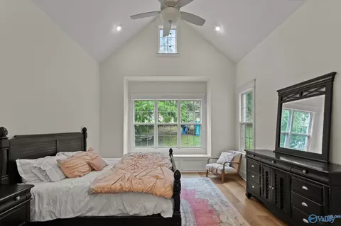 Bedroom - 27 Kenthurst Ln, Gurley, AL 35748 photo 1 of 10