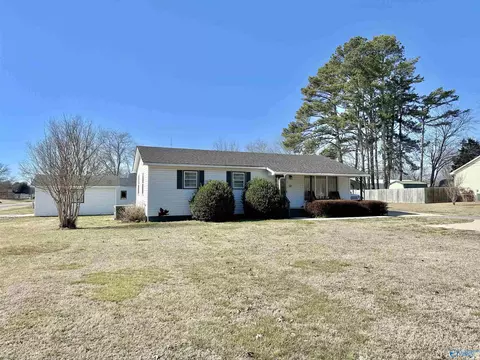 29645 3rd Ave, Ardmore, AL 35739