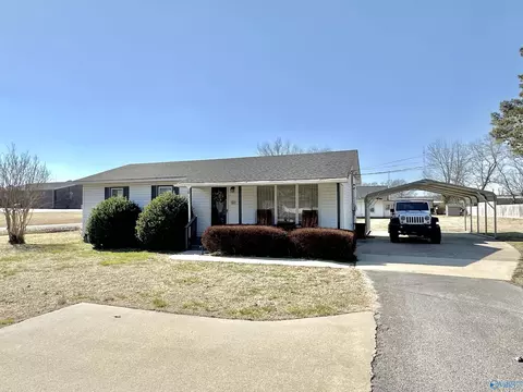 Exterior - 29645 3rd Ave, Ardmore, AL 35739 photo 2 of 4