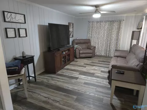 Living - 135 Forest Hill Rd, Trinity, AL 35673 photo 2 of 2