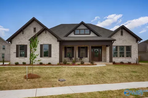 8031 Tupelo Gum Trce, Huntsville, AL 35802