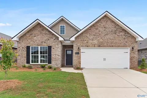 4810 Drews Dogwood Ln, Huntsville, AL 35810