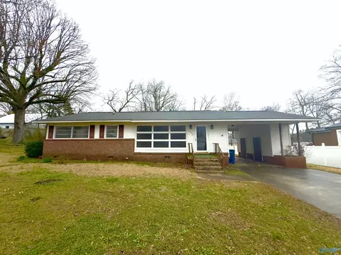 806 SW Fourth St, Attalla, AL 35954