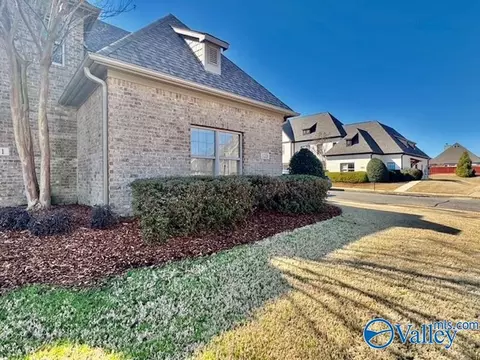 123 Windsor Hill Rd, Huntsville, AL 35824