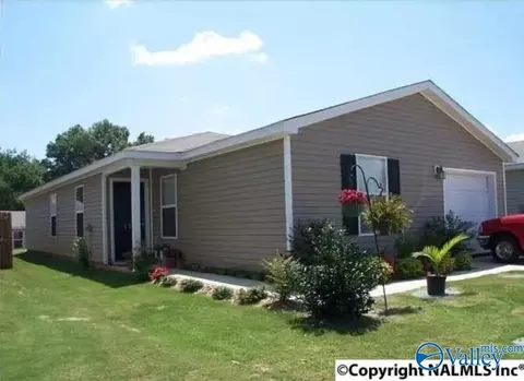 137 Jesse Layne Dr, Harvest, AL 35749