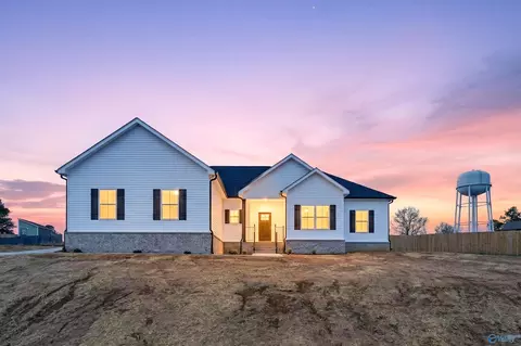 206 Rustic Trce, Grant, AL 35747