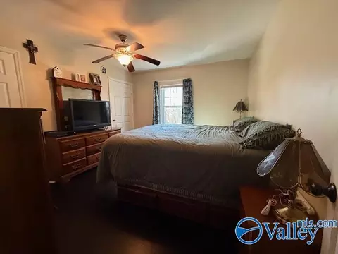 Bedroom - 190 College Rd, Dutton, AL 35744 photo 1 of 6