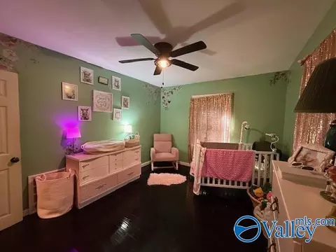 Bedroom - 190 College Rd, Dutton, AL 35744 photo 3 of 6