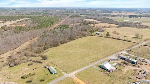 17 27 Acres County Road 48, Section, AL 35771