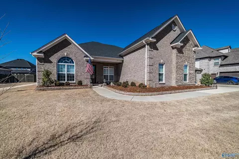 122 Starling Dr, Madison, AL 35756