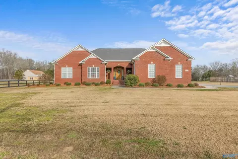 123 Paint Rock Rd, New Hope, AL 35760