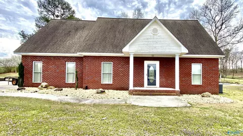 2574 Union Chapel Rd, Union Grove, AL 35175