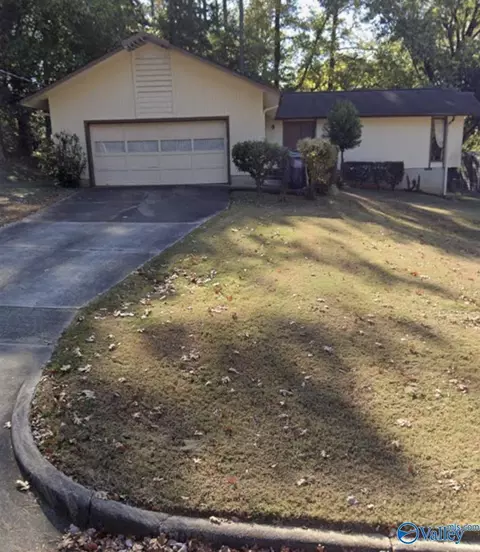 5012 Rickwood Ct, Huntsville, AL 35810