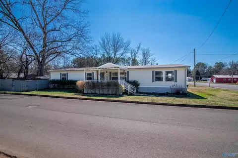 12348 Jessie Jackson Pkwy, Courtland, AL 35618