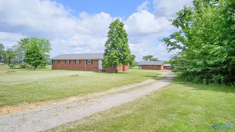 17688 Brownsferry Rd, Athens, AL 35611