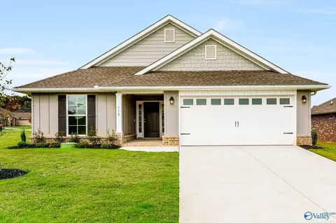 104 Vickery Ct, Huntsville, AL 35810
