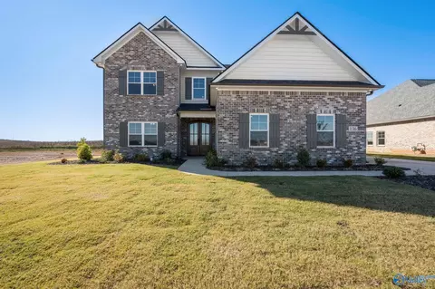 152 Brier View Dr, Meridianville, AL 35759