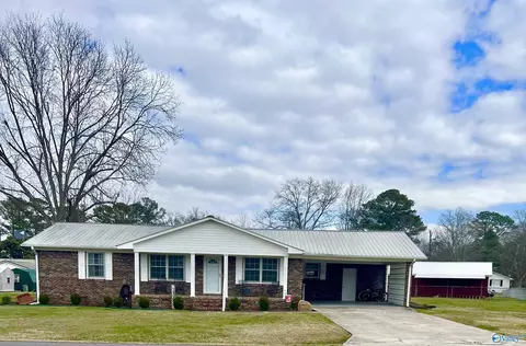 401 Woodley Ter, Boaz, AL 35957
