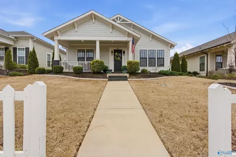240 Farmhouse Dr, Madison, AL 35757