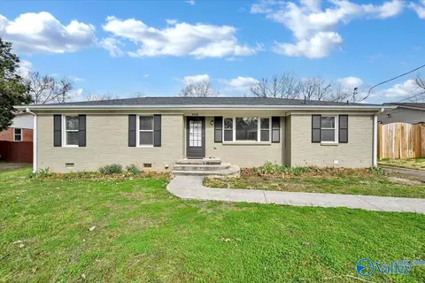 4010 Telstar Cir, Huntsville, AL 35805