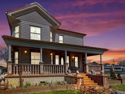 100 W Bryan St, Athens, AL 35611