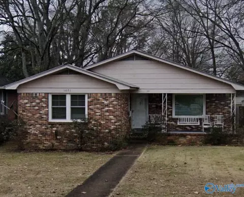 1021 8th Ave, Decatur, AL 35601