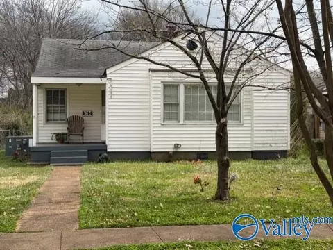 1014 8th Ave, Decatur, AL 35601