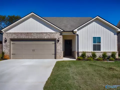 121 Gypsy Way, Toney, AL 35773
