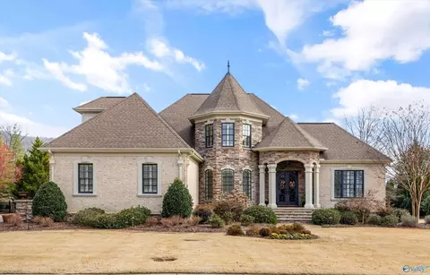 2 Mcmullen Ln, Gurley, AL 35748