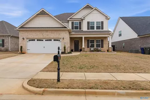 154 Brier Valley Dr, Meridianville, AL 35759