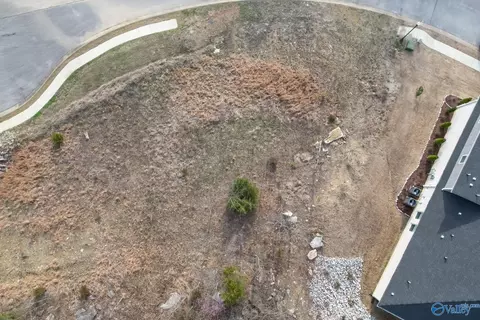 2806 Talon Cir, Huntsville, AL 35811