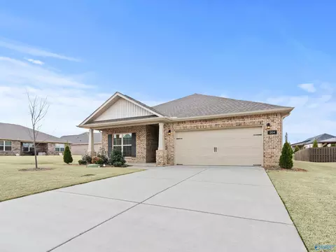 204 Joan Cir, Harvest, AL 35749