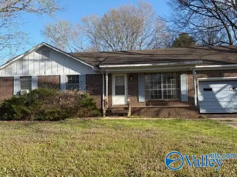 806 Kennilworth Rd, Decatur, AL 35603