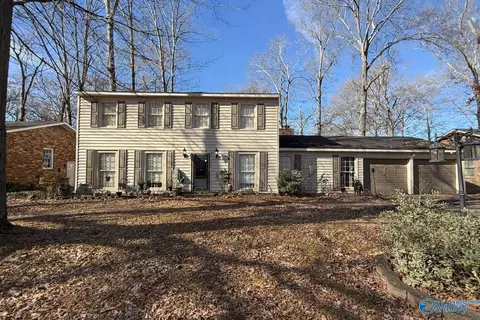 1301 Runnymead Ave, Decatur, AL 35601