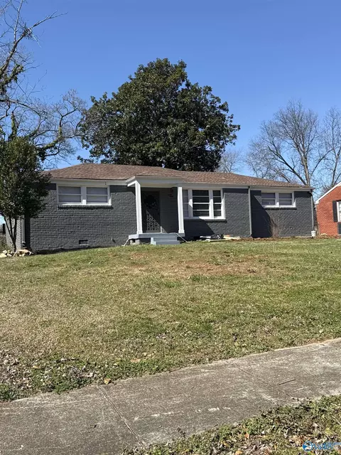 3611 NW Lakewood Dr, Huntsville, AL 35811