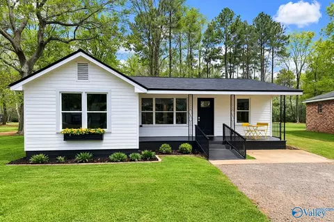 196 West St, New Hope, AL 35760