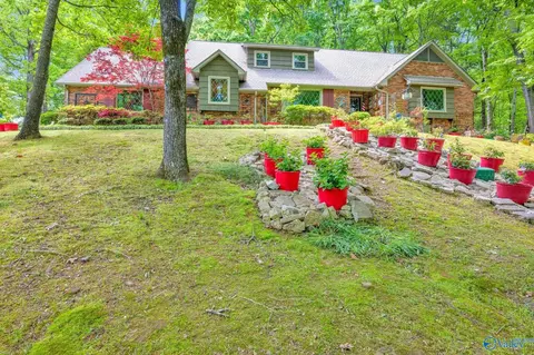 3702 Montevallo Rd, Decatur, AL 35603