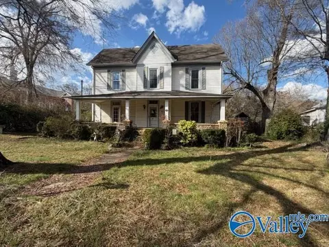 211 S Center St, Piedmont, AL 36272