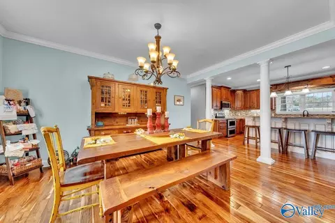 Dining - 8644 County Road 38, Section, AL 35771 photo 3 of 4