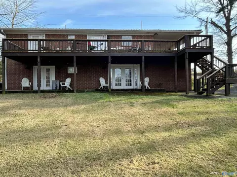 Exterior - 335 Lakeside Dr, Centre, AL 35960 photo 5 of 8