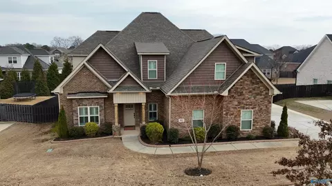 41 Green Creek Rd, Madison, AL 35756