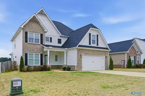 310 Shadow Ct, Huntsville, AL 35824
