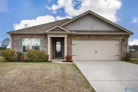 107 Natalie Jane Dr, Hazel Green, AL 35750