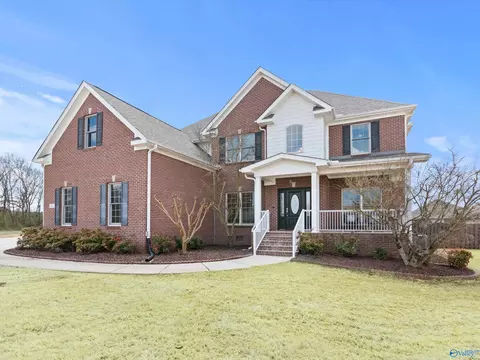 6 SW Cassine Ct, Huntsville, AL 35824