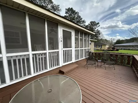 Exterior - 607 E Riverview Dr, Gadsden, AL 35903 photo 5 of 5