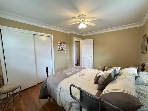 Bedroom - 607 E Riverview Dr, Gadsden, AL 35903 photo 6 of 6