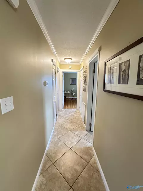 Entry Way - 607 E Riverview Dr, Gadsden, AL 35903 photo 1 of 1