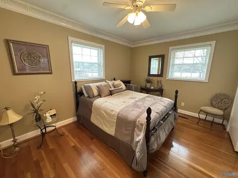 Bedroom - 607 E Riverview Dr, Gadsden, AL 35903 photo 4 of 6